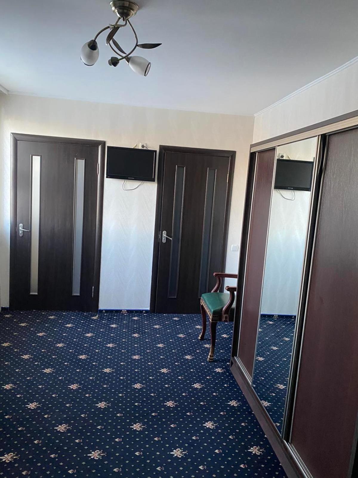 Faraon Hotel Ivano-Frankivsk Extérieur photo