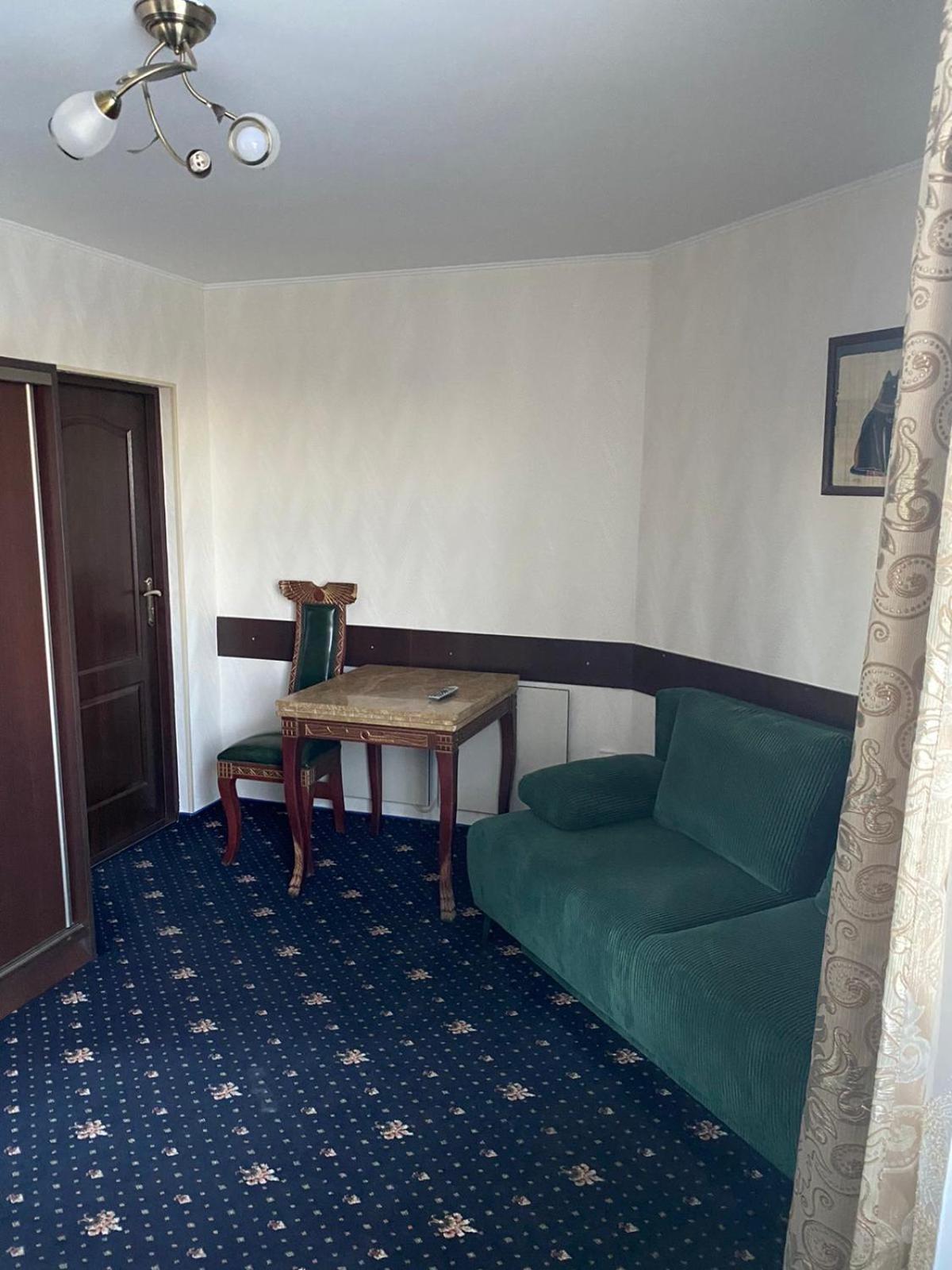 Faraon Hotel Ivano-Frankivsk Extérieur photo
